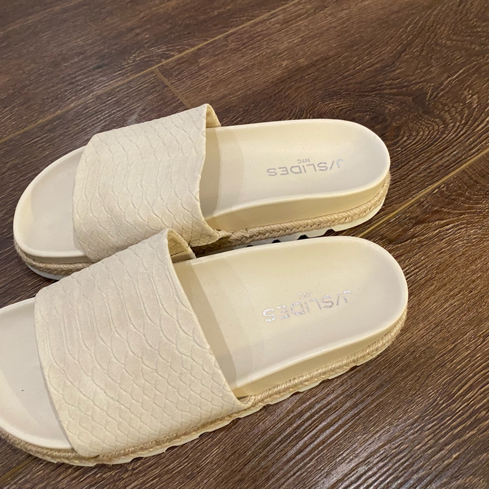 NWT J Slides size 6 slides